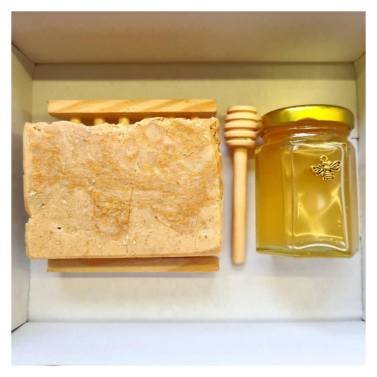 SoPea's Bees Honey & Goats Milk Oats & Honey Soap Gift Set