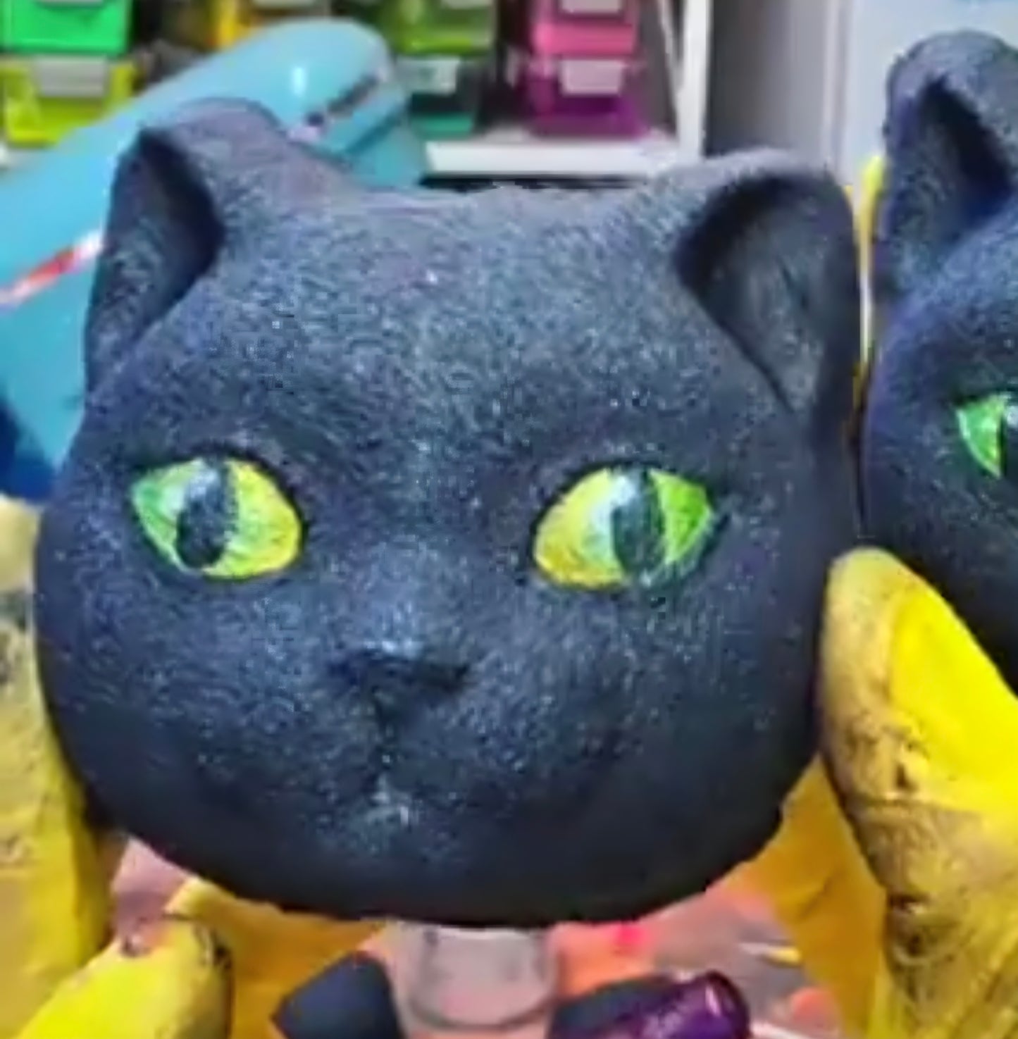 Witches Familiar | Black Cat | Raspberry & Pink Peppercorn | Bath Bomb