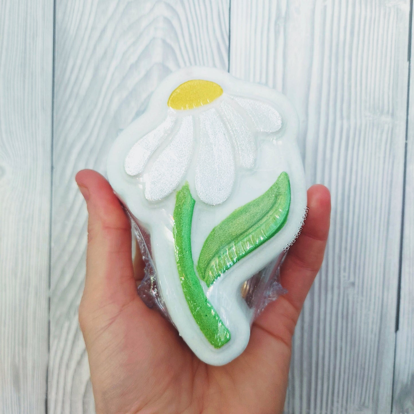 Daisy | MJ Daisy Dupe Scented | Bath Bomb