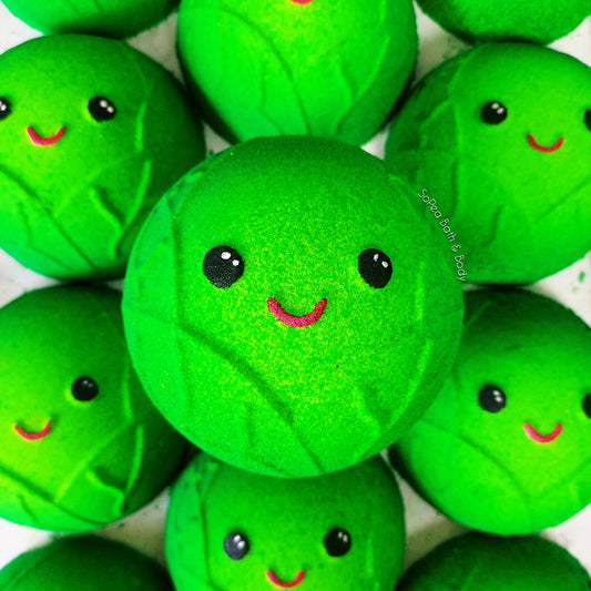 PRE ORDER | Giant Brucey Brussel| Mint Choc Chip Scented | Bath Bomb