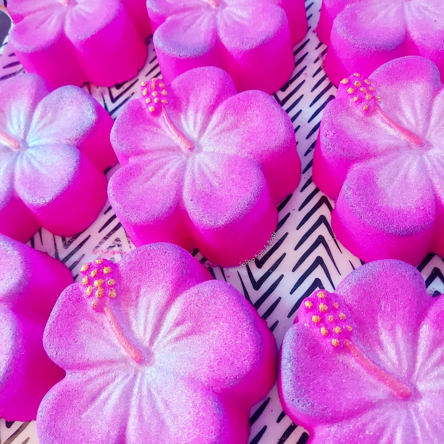 Cherry Scented Hibiscus Flower Bath Bomb