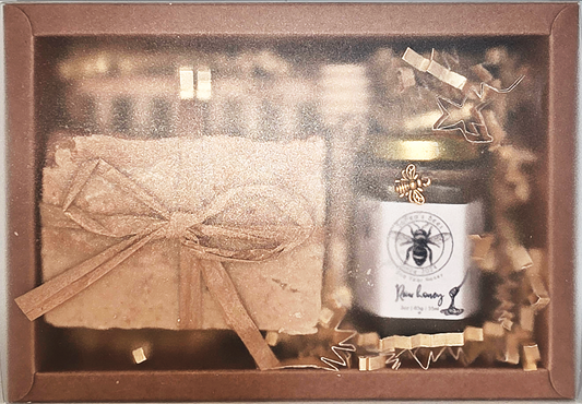 SoPea's Bees Honey & Goats Milk Oats & Honey Soap Gift Set