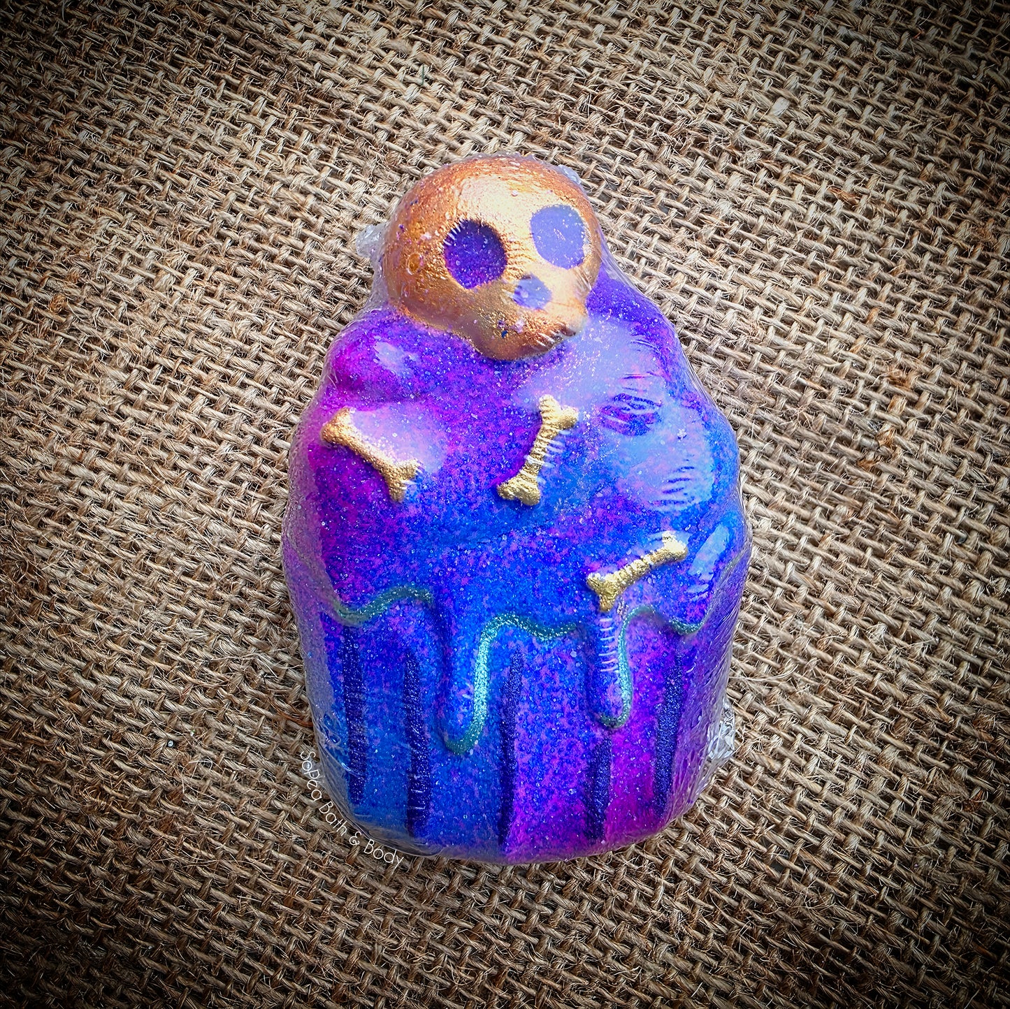 Spooky Cupcake | Sparkling Parma Violet | Bath Bomb